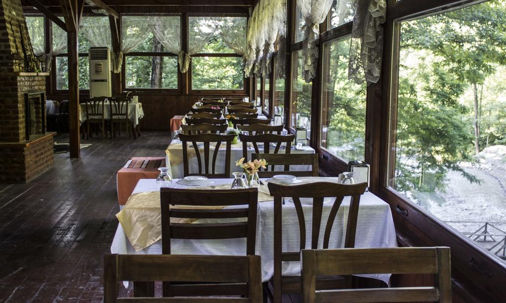 Asina Motel ซาพานจา ภายนอก รูปภาพ
