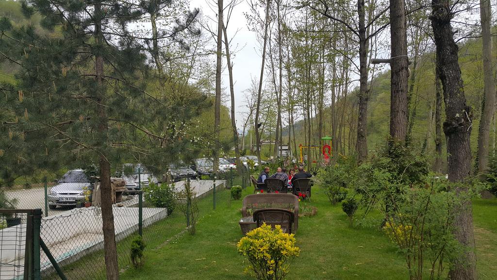 Asina Motel ซาพานจา ภายนอก รูปภาพ